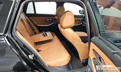 BMW 3-Series 2024 2.0 Автомат в Москве № 228436, миниатюра 9