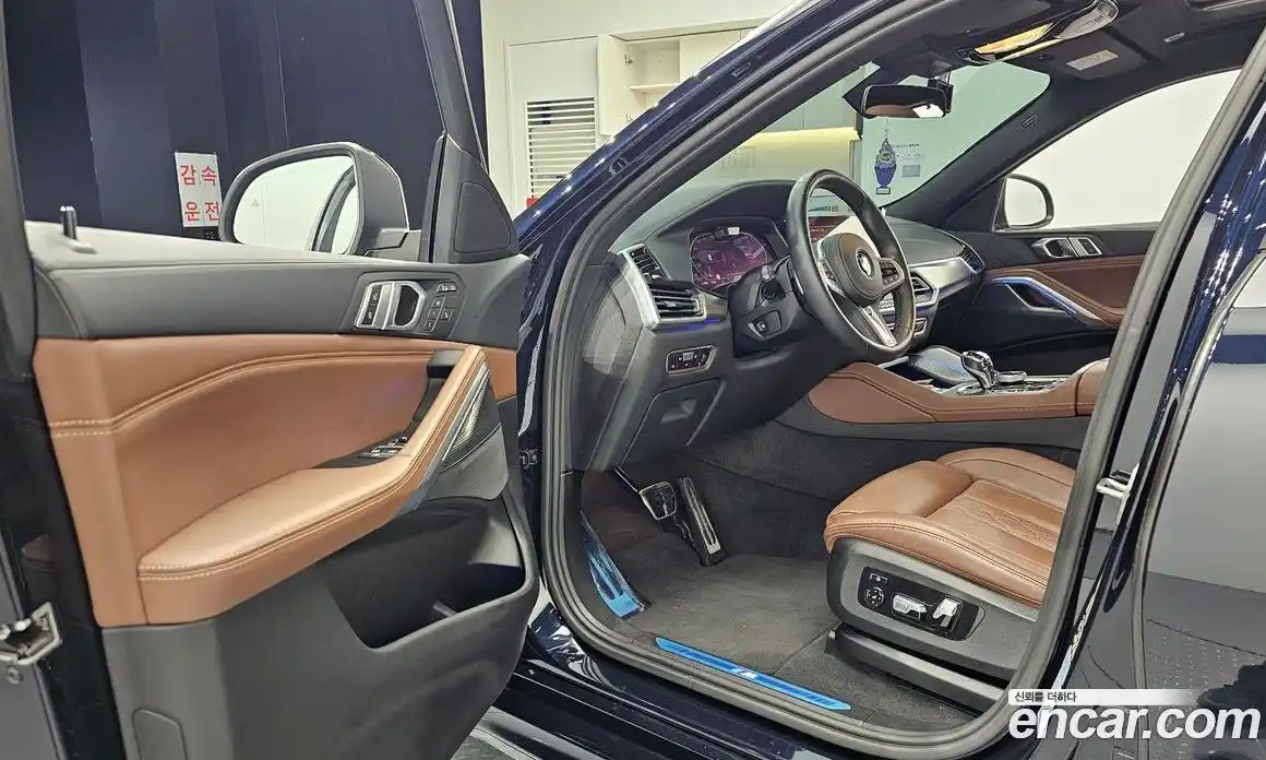 BMW X6 2022 3.0 Автомат в Москве № 228451, фото 1