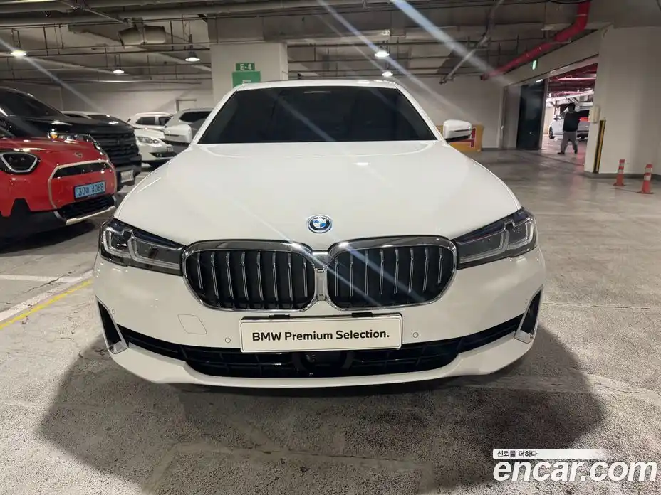 BMW 5-Series 2023 2.0 Автомат в Москве № 228942, фото 3