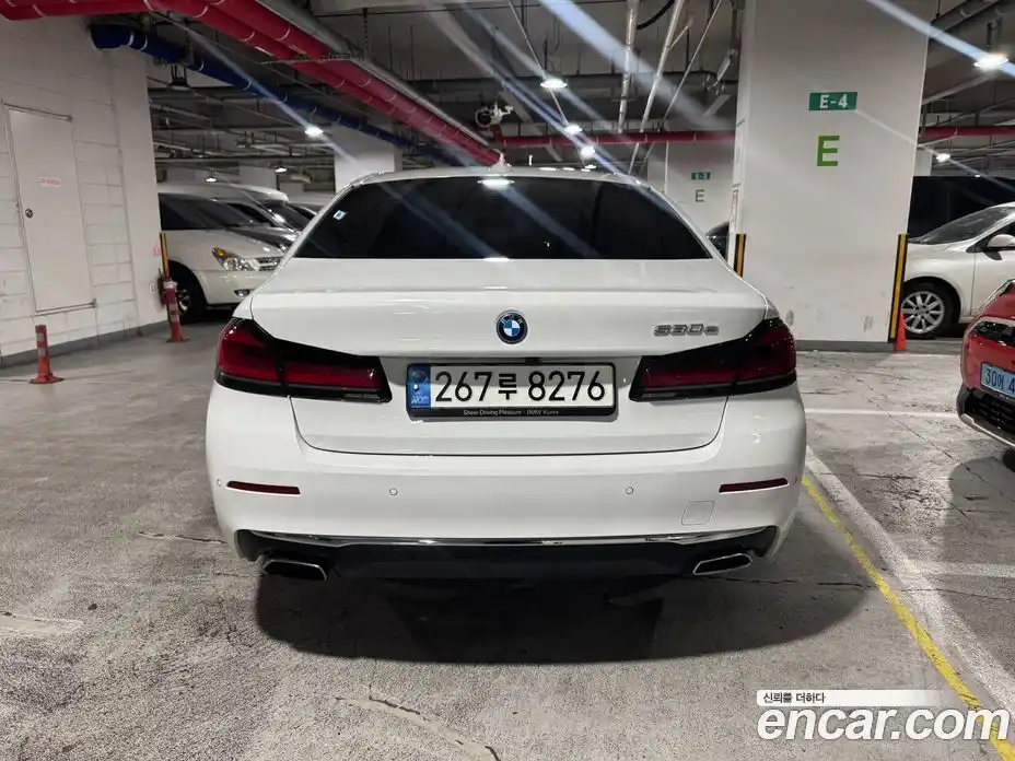 BMW 5-Series 2023 2.0 Автомат в Москве № 228942, фото 4