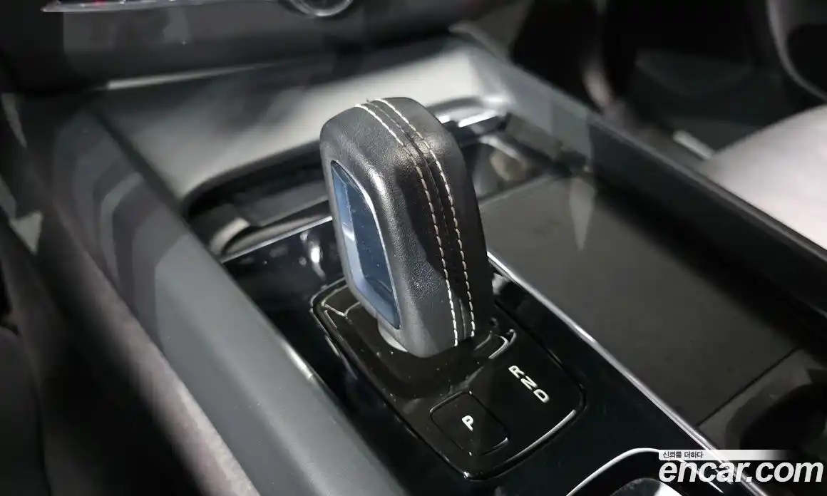 Volvo XC60 2022 2.0 Автомат в Москве № 230367, фото 9