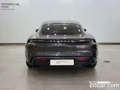 Porsche Taycan 2023 0.6 Автомат в Москве № 231060, миниатюра 4