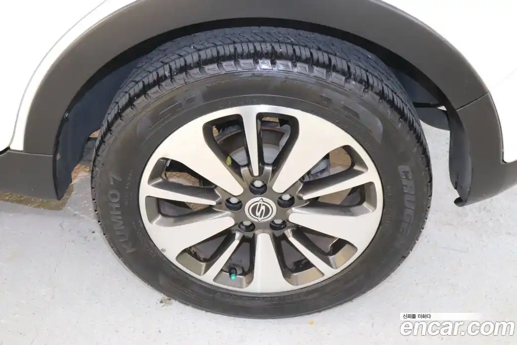 SsangYong Korando 2014 2.0 Автомат в Москве № 23744, фото 19