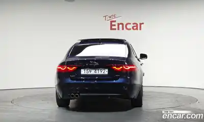 Jaguar XF 2017 2.0 Автомат в Москве № 239893, миниатюра 3