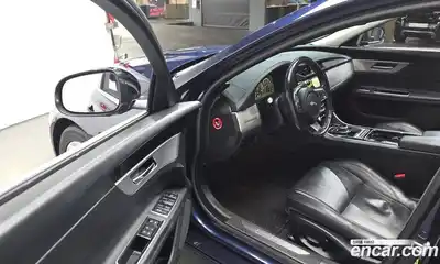 Jaguar XF 2017 2.0 Автомат в Москве № 239893, миниатюра 7
