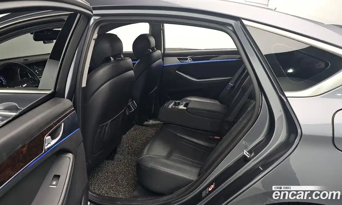 Hyundai Genesis 2016 3.3 Автомат в Москве № 247347, фото 17