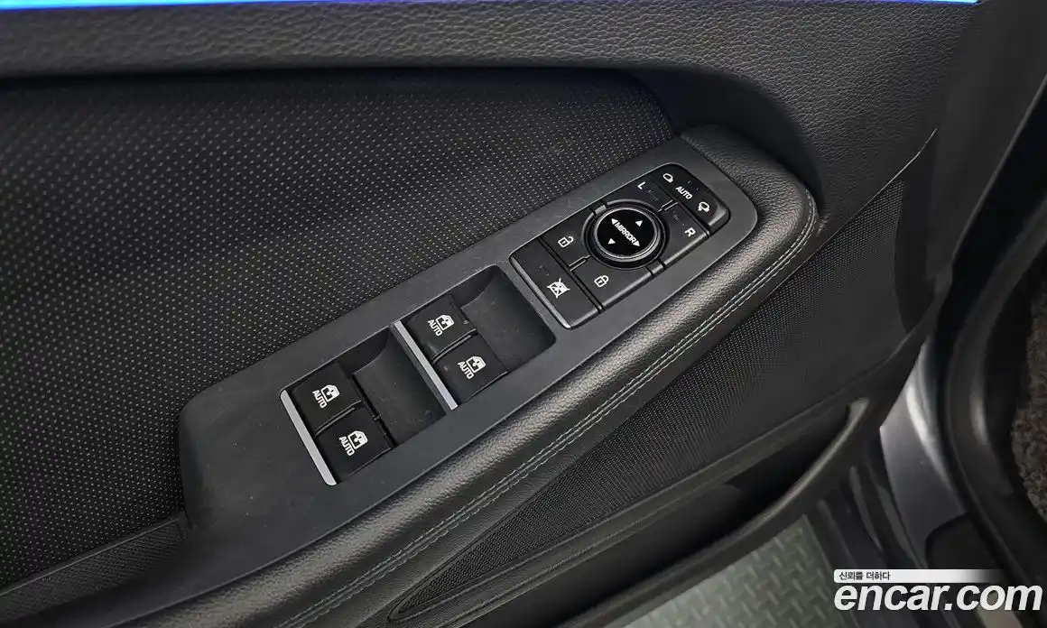 Hyundai Genesis 2016 3.3 Автомат в Москве № 247347, фото 7