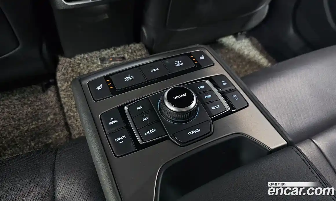 Hyundai Genesis 2016 3.3 Автомат в Москве № 247347, фото 8