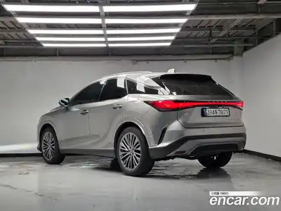 Lexus RX 2023 2.5 Автомат в Москве № 254331, миниатюра 2