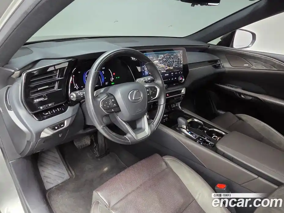 Lexus RX 2023 2.5 Автомат в Москве № 254331, фото 10