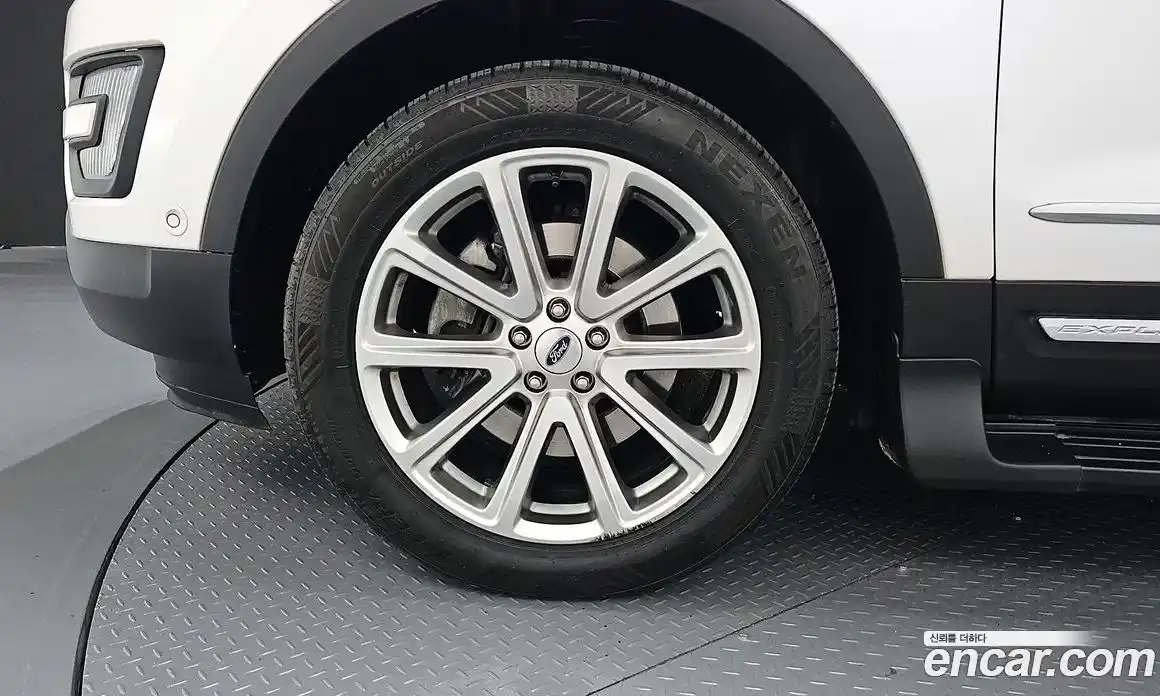 Ford Explorer 2016 2.3 Автомат в Москве № 255590, фото 11