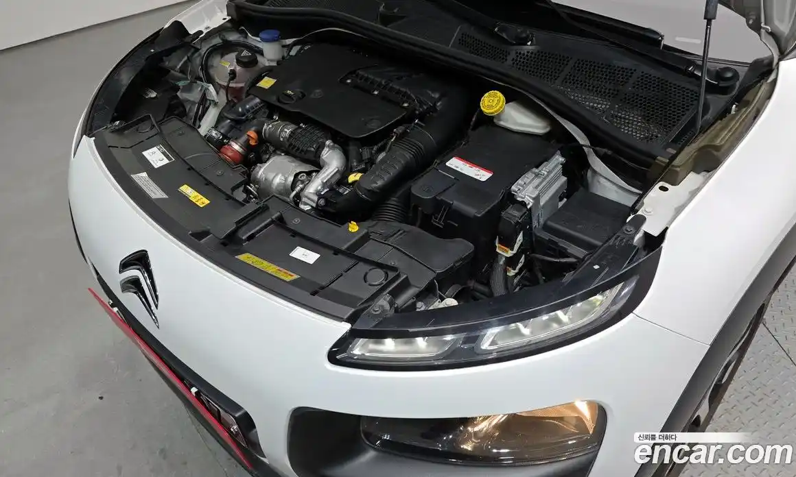 Citroen C4 Cactus 2017 1.6 Автомат в Москве № 256792, фото 6