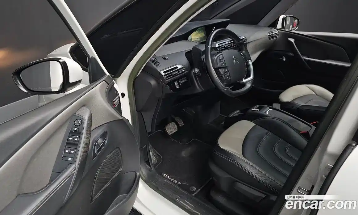 Citroen C4 Picasso 2015 2.0 Автомат в Москве № 256803, фото 11