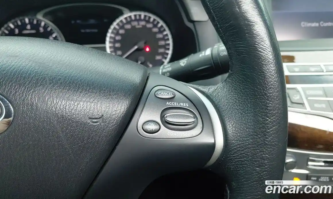 Infiniti QX60 2015 3.5 Автомат в Москве № 258780, фото 11