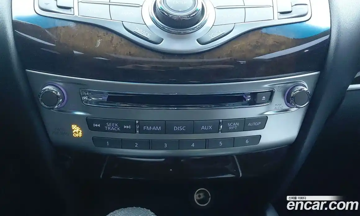 Infiniti QX60 2015 3.5 Автомат в Москве № 258780, фото 16