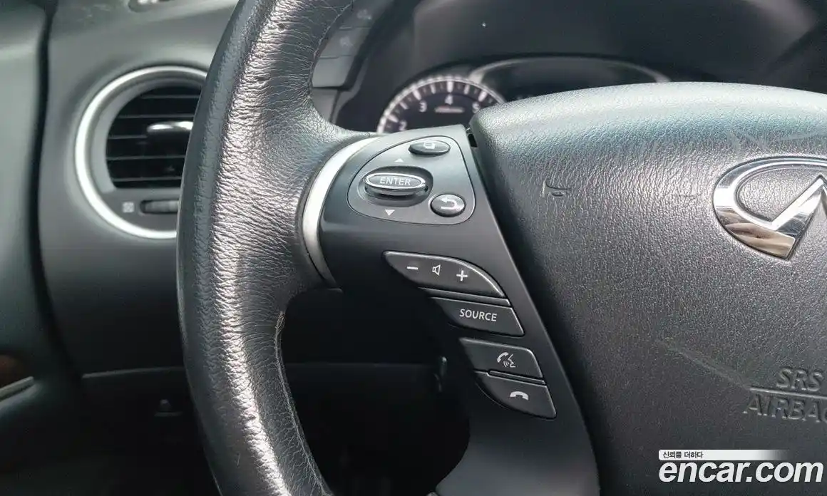 Infiniti QX60 2015 3.5 Автомат в Москве № 258780, фото 10