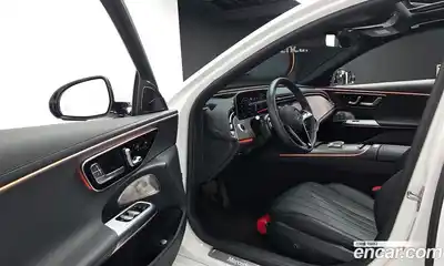 Mercedes-Benz E-Class 2025 2.0 Автомат в Москве № 262173, миниатюра 11