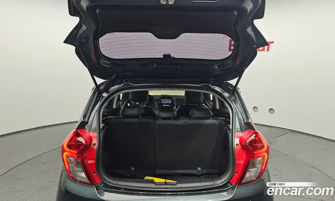 Chevrolet Spark 2017 1.0 Автомат в Москве № 262539, фото 11