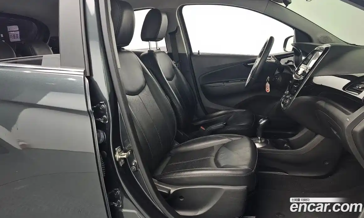 Chevrolet Spark 2017 1.0 Автомат в Москве № 262539, фото 12