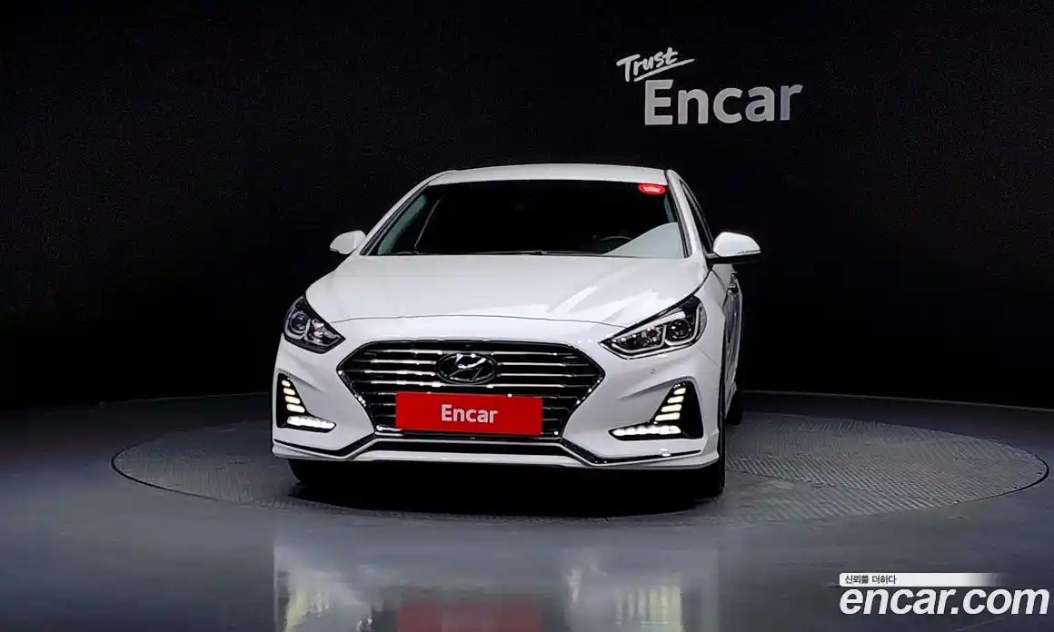 Hyundai Sonata 2019 2.0 Автомат в Москве № 2711, фото 19