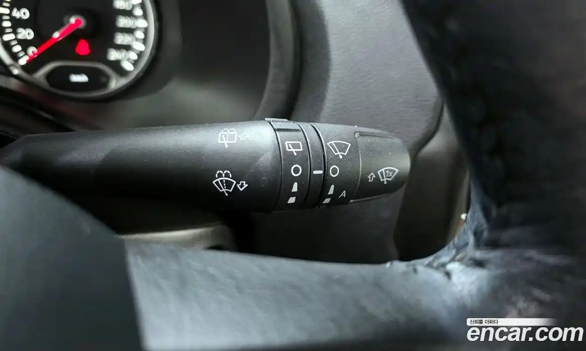 Jeep Renegade 2021 2.4 Автомат в Москве № 273265, фото 18