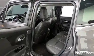 Jeep Renegade 2021 2.4 Автомат в Москве № 273265, миниатюра 9