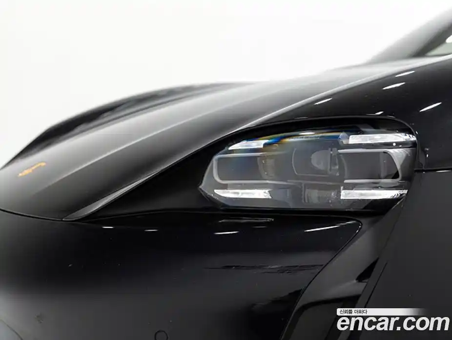 Porsche Taycan 2024 0.1 Автомат в Москве № 297531, фото 11