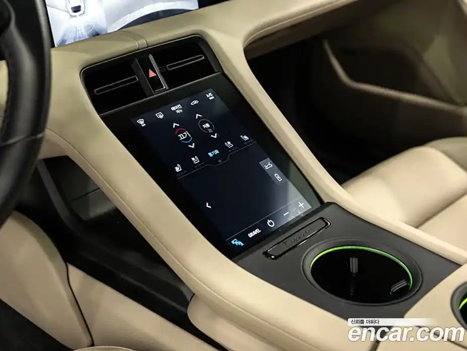 Porsche Taycan 2024 0.1 Автомат в Москве № 297531, фото 18