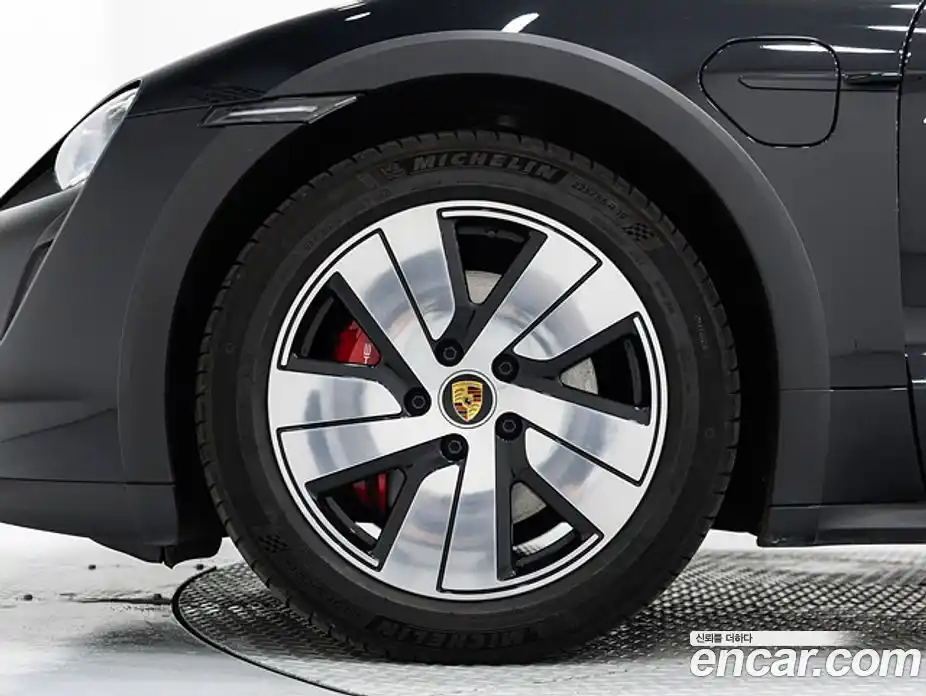 Porsche Taycan 2024 0.1 Автомат в Москве № 297531, фото 5