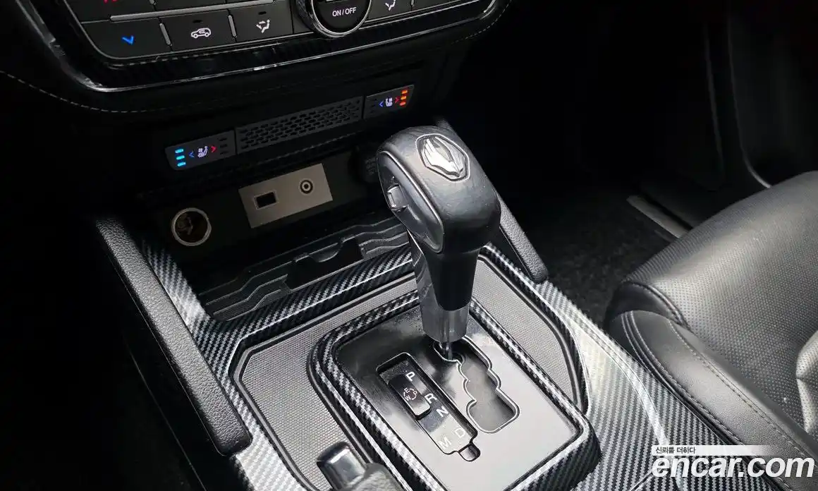 SsangYong Rexton 2018 2.2 Автомат в Москве № 30822, фото 9