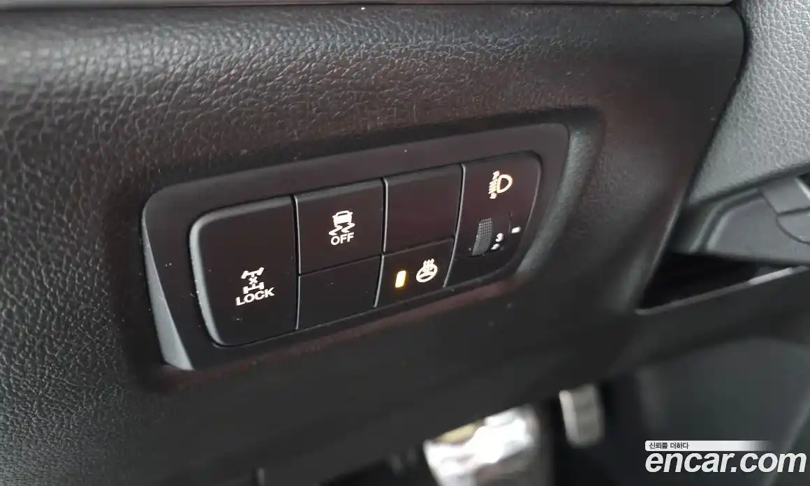 SsangYong Korando 2016 2.2 Автомат в Москве № 30947, фото 13