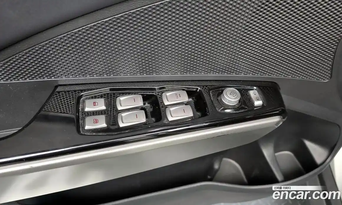 SsangYong TIBOLI 2016 1.6 Автомат в Москве № 31315, фото 6