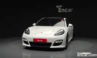 Porsche Panamera, 2013