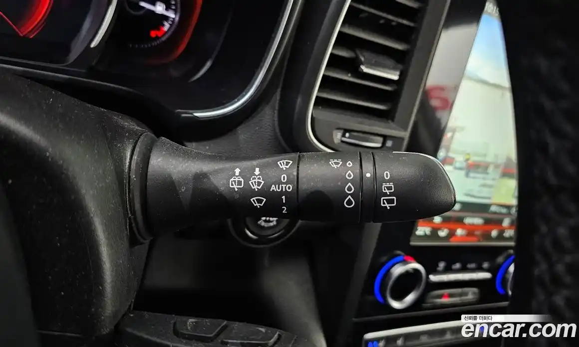 Renault QM6 2017 2.0 Автомат в Москве № 316331, фото 11