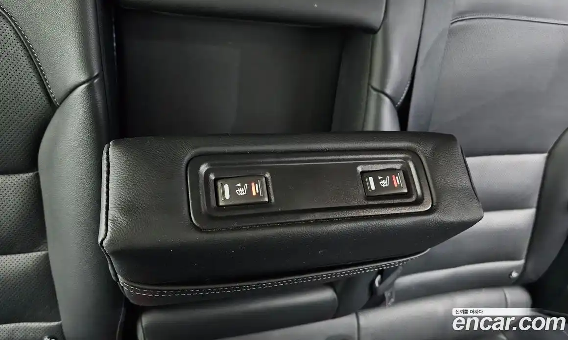 Renault QM6 2017 2.0 Автомат в Москве № 316331, фото 14