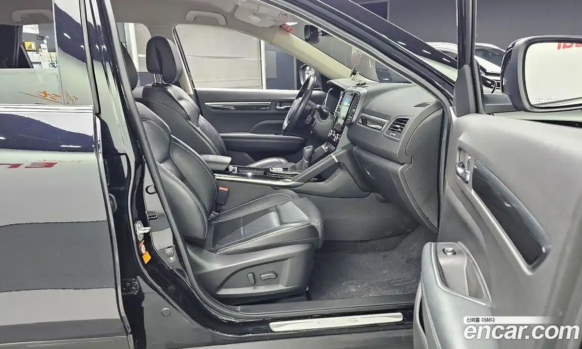 Renault QM6 2017 2.0 Автомат в Москве № 316331, фото 18