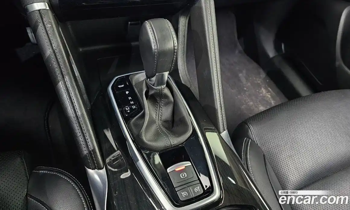 Renault QM6 2017 2.0 Автомат в Москве № 316331, фото 7