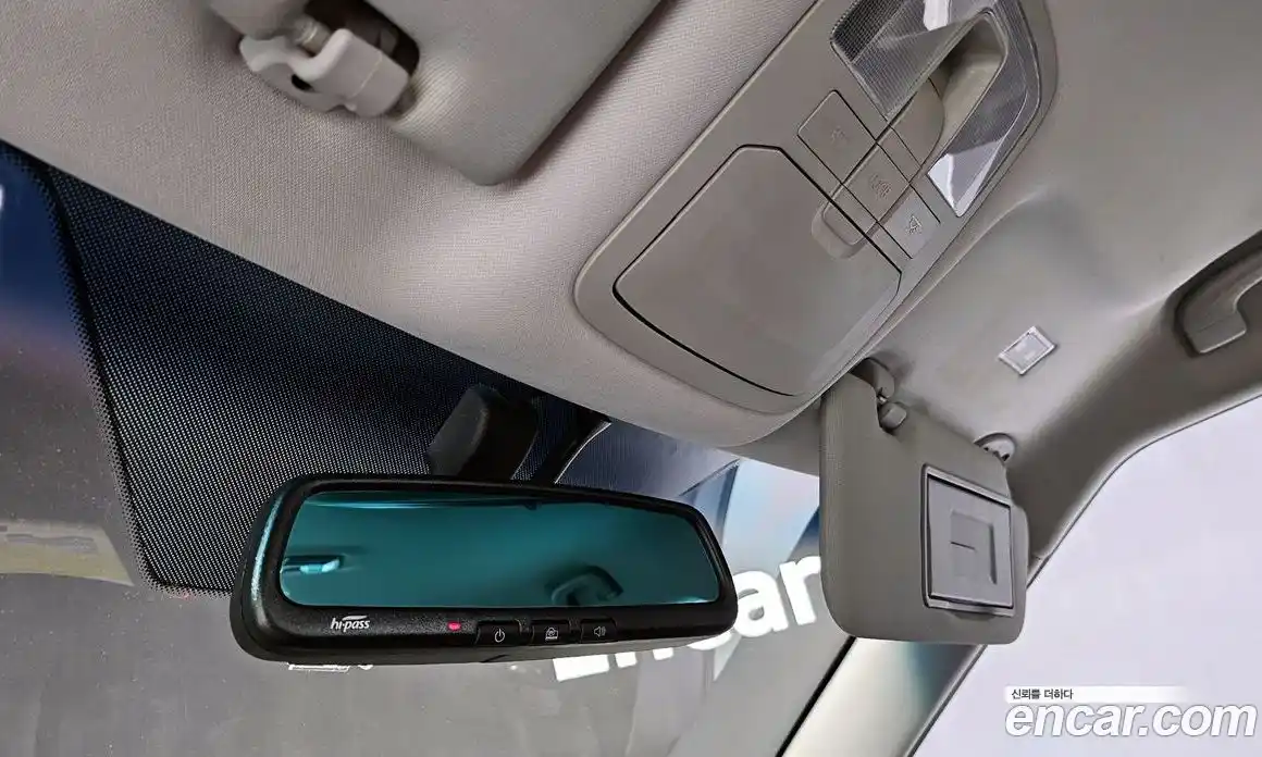 SsangYong TIBOLI 2016 1.6 Автомат в Москве № 31782, фото 1