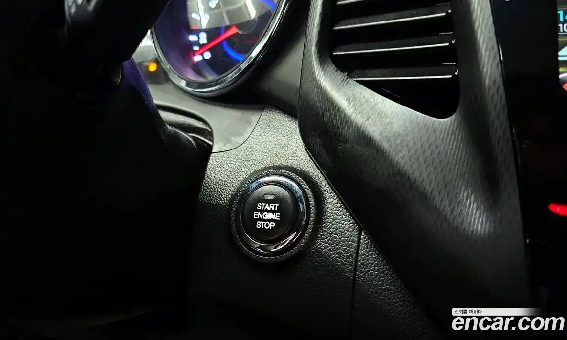 SsangYong TIBOLI 2016 1.6 Автомат в Москве № 31782, фото 15