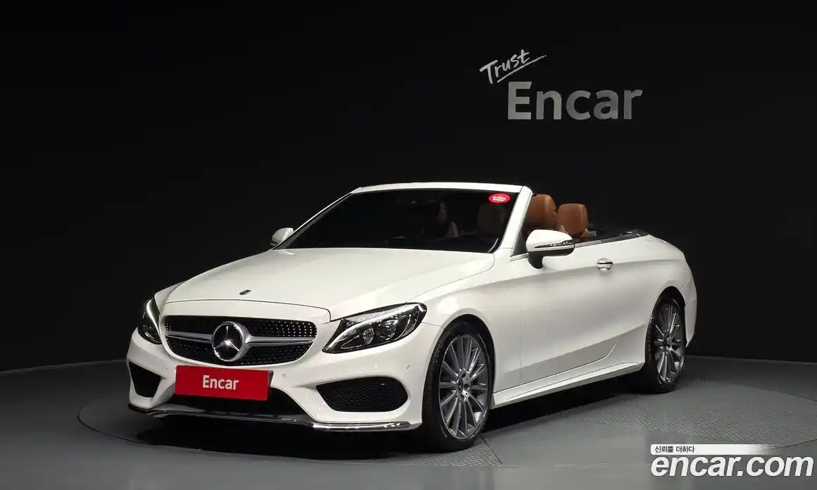 Mercedes-Benz C-Class 2018 2.0 Автомат в Москве № 324456, фото 1