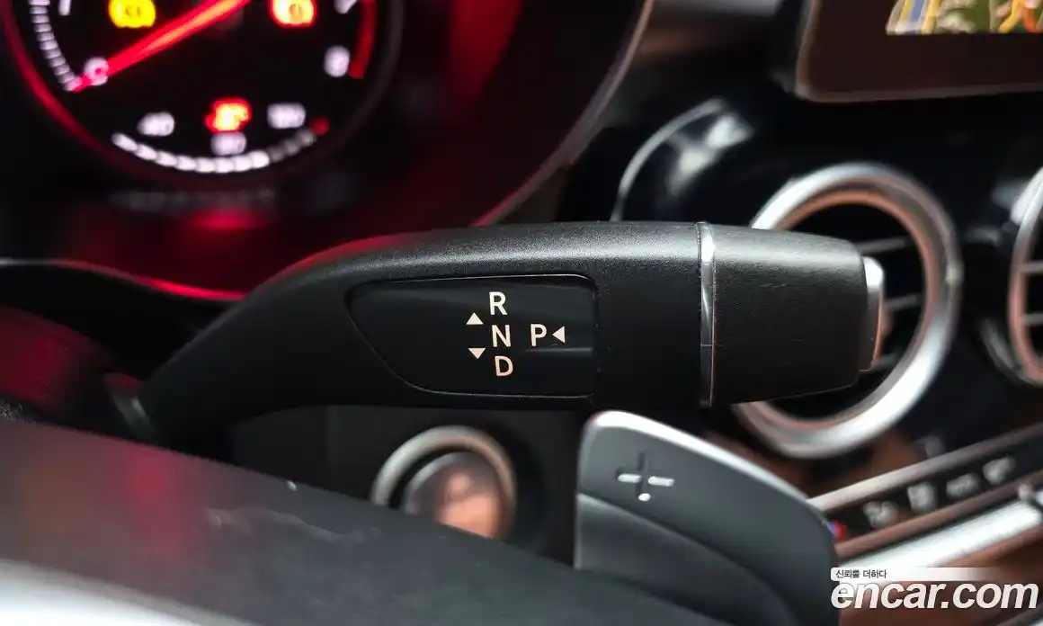 Mercedes-Benz C-Class 2018 2.0 Автомат в Москве № 324456, фото 11