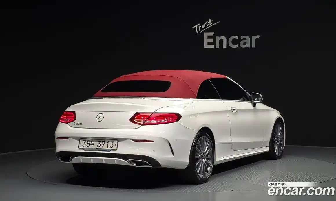 Mercedes-Benz C-Class 2018 2.0 Автомат в Москве № 324456, фото 13