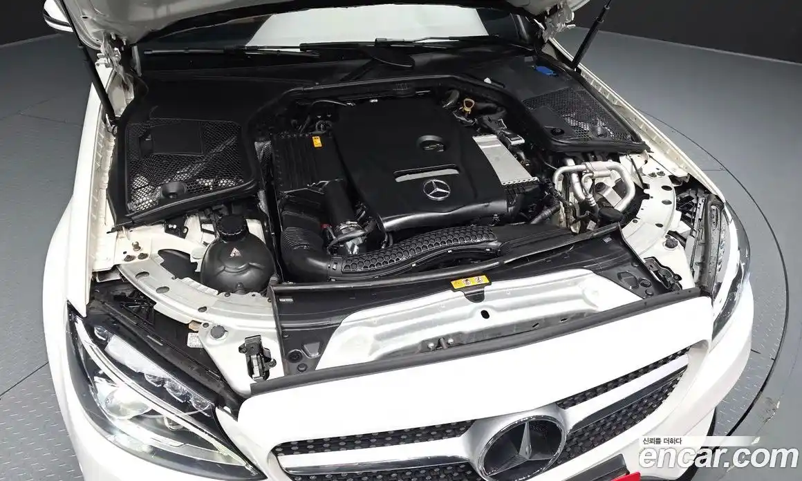 Mercedes-Benz C-Class 2018 2.0 Автомат в Москве № 324456, фото 18