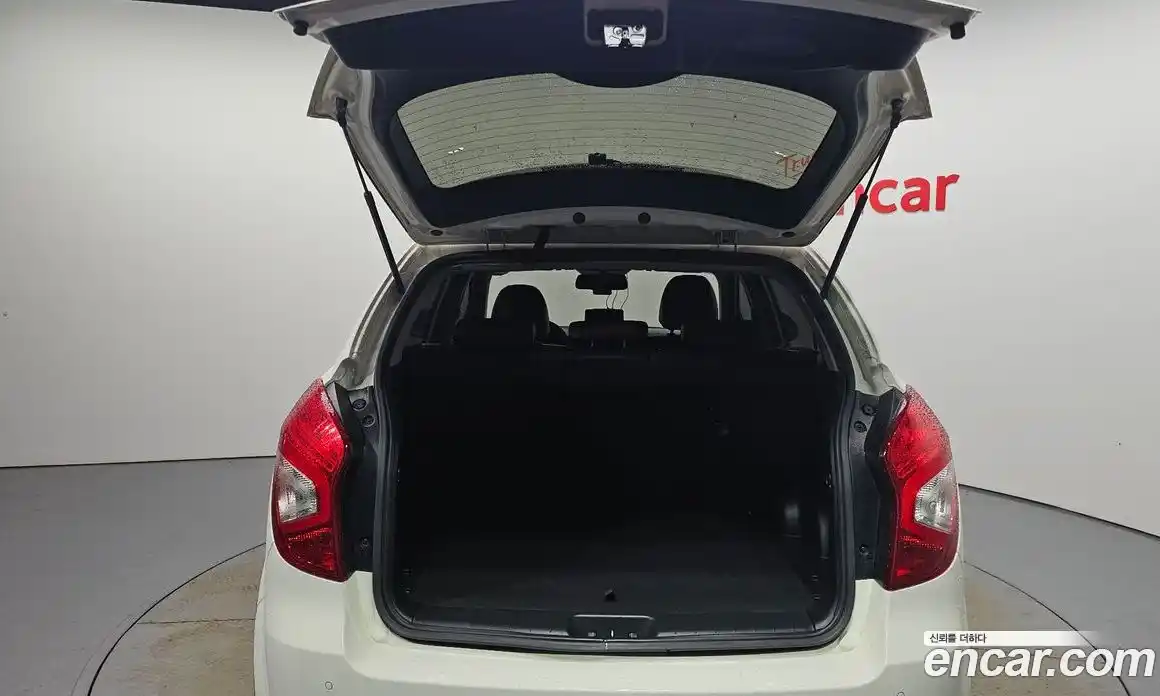 SsangYong Korando 2015 2.0 Автомат в Москве № 33286, фото 14