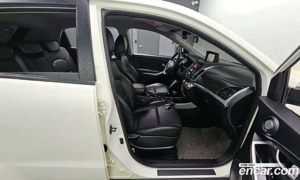 SsangYong Korando 2015 2.0 Автомат в Москве № 33286, фото 7