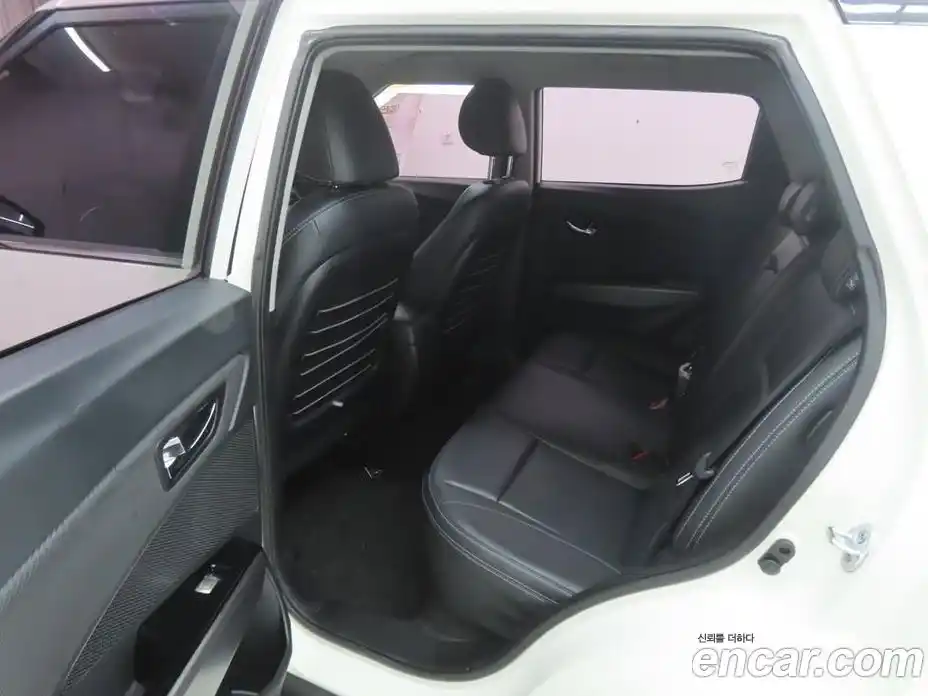 SsangYong TIBOLI 2017 1.6 Автомат в Москве № 33739, фото 6