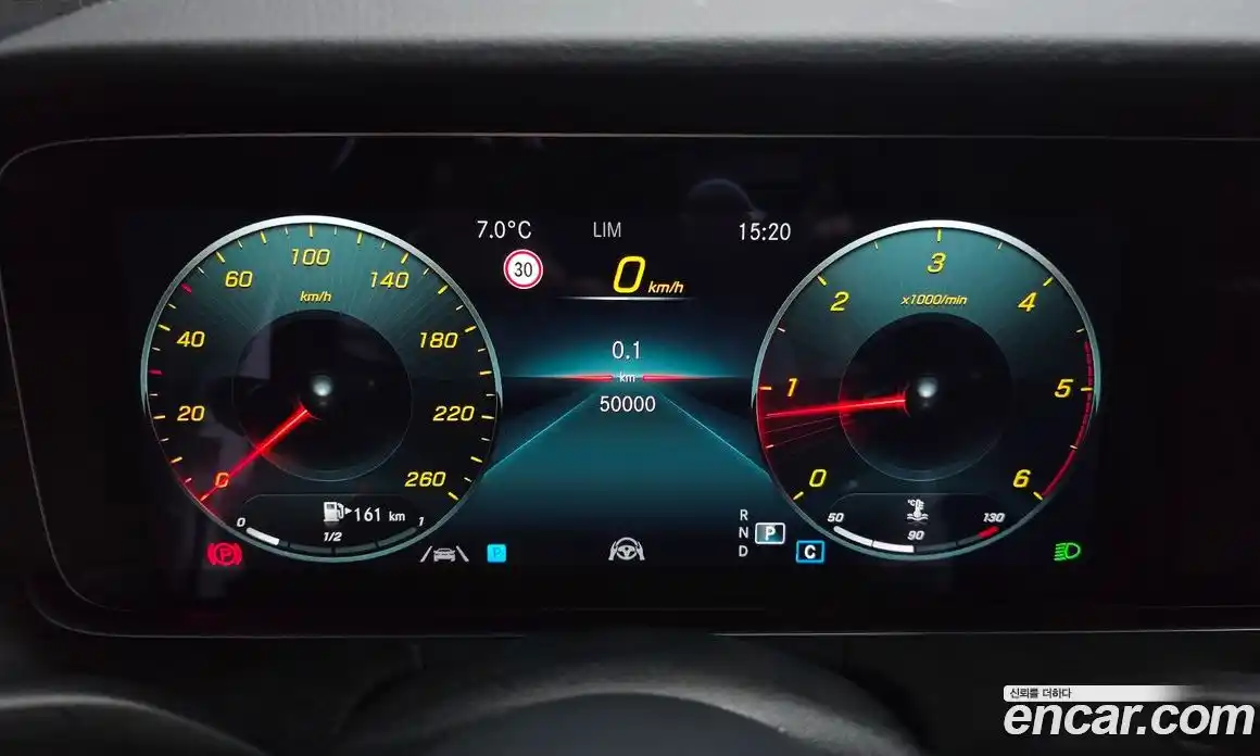 Mercedes-Benz E-Class 2022 1.9 Автомат в Москве № 340758, фото 8