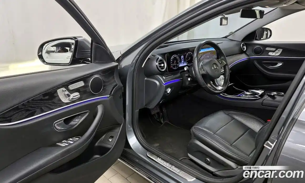 Mercedes-Benz E-Class 2017 2.0 Автомат в Москве № 342727, фото 13