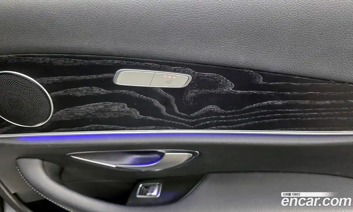 Mercedes-Benz E-Class 2017 2.0 Автомат в Москве № 342727, фото 18