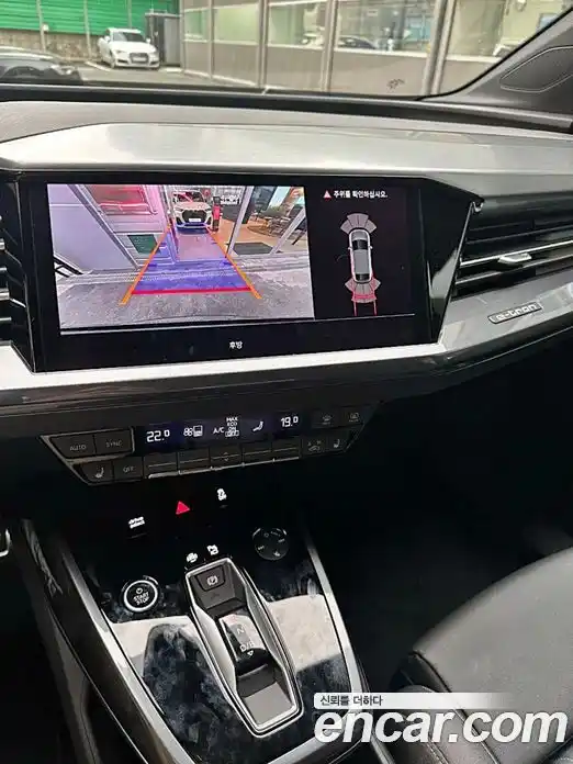 Audi Q4 e-tron 2025 Автомат в Москве № 343802, фото 11